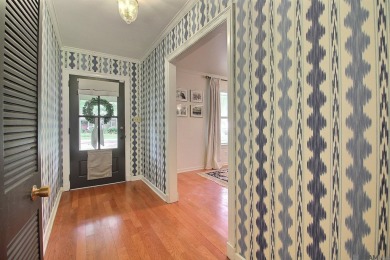 OPEN HOUSE, SUNDAY 7/27 2-4PM.  Welcome to this charming 3 on Webb Park Golf Course in Louisiana - for sale on GolfHomes.com, golf home, golf lot