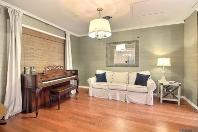 OPEN HOUSE, SUNDAY 7/27 2-4PM.  Welcome to this charming 3 on Webb Park Golf Course in Louisiana - for sale on GolfHomes.com, golf home, golf lot