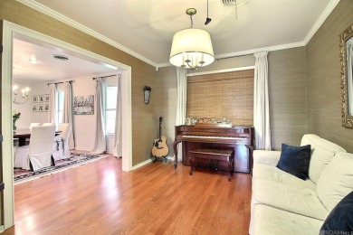 OPEN HOUSE, SUNDAY 7/27 2-4PM.  Welcome to this charming 3 on Webb Park Golf Course in Louisiana - for sale on GolfHomes.com, golf home, golf lot