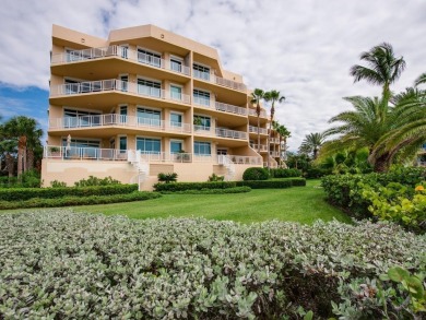 One or more photo(s) has been virtually staged. An exquisitely on Longboat Key Golf Club Resort in Florida - for sale on GolfHomes.com, golf home, golf lot