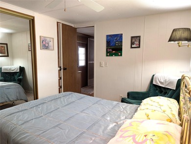 Fantastic opportunity to live affordably in the extremely on Mainlands Golf Club in Florida - for sale on GolfHomes.com, golf home, golf lot