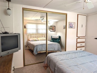 Fantastic opportunity to live affordably in the extremely on Mainlands Golf Club in Florida - for sale on GolfHomes.com, golf home, golf lot