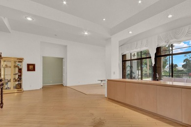 Extended Patio B, Quiet Street, Close to the Clubhouse on Frenchmans Creek Country Club in Florida - for sale on GolfHomes.com, golf home, golf lot