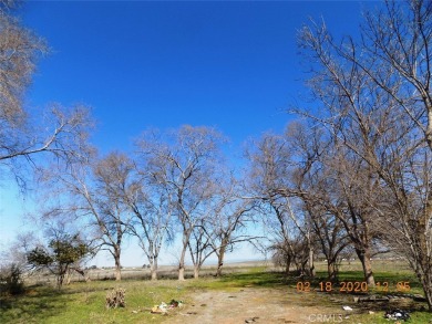 Are you looking for a place to plant an orchard, grazing or on Table Mountain Golf Course in California - for sale on GolfHomes.com, golf home, golf lot