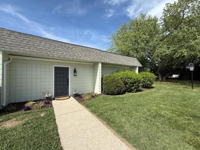 Welcome to Indian Creek Estates Condominium. Unit 6E is 1,152 on Indian Creek Yacht and Country Club in Virginia - for sale on GolfHomes.com, golf home, golf lot