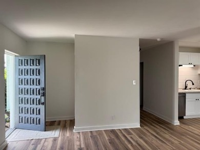 Welcome to Indian Creek Estates Condominium. Unit 6E is 1,152 on Indian Creek Yacht and Country Club in Virginia - for sale on GolfHomes.com, golf home, golf lot