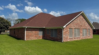 This exceptionally-updated 3 bedroom, 3 bathroom brick home in on Cedar Creek Country Club in Texas - for sale on GolfHomes.com, golf home, golf lot