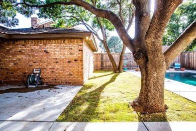 This charming 4-bedroom, 3-bathroom home, located near Lakeridge on LakeRidge Country Club in Texas - for sale on GolfHomes.com, golf home, golf lot