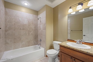 Beautifully maintained 3 bed, 2.5 bath home on the Prairie Falls on Prairie Falls Golf Club in Idaho - for sale on GolfHomes.com, golf home, golf lot