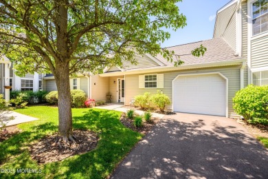 This beautifully maintained, bright, spacious, 2 Bedroom, 2 Bath on Raintree Golf Course in New Jersey - for sale on GolfHomes.com, golf home, golf lot