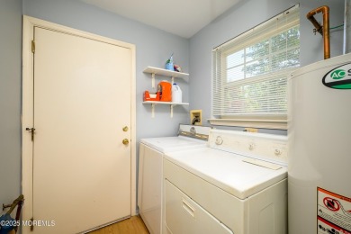 This beautifully maintained, bright, spacious, 2 Bedroom, 2 Bath on Raintree Golf Course in New Jersey - for sale on GolfHomes.com, golf home, golf lot