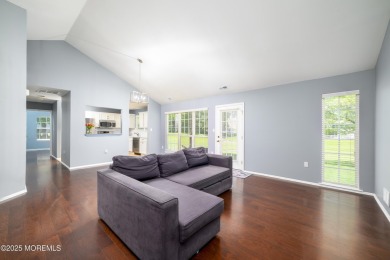 This beautifully maintained, bright, spacious, 2 Bedroom, 2 Bath on Raintree Golf Course in New Jersey - for sale on GolfHomes.com, golf home, golf lot