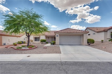 PRICE REDUCED! Charming single story home in Sun City Summerlin on Eagle Crest Golf Club in Nevada - for sale on GolfHomes.com, golf home, golf lot