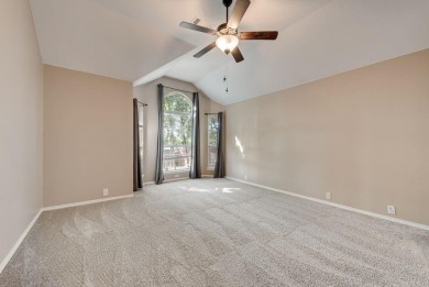 BRING ALL OFFERS! This one-story home is situated on an on Oakmont Country Club in Texas - for sale on GolfHomes.com, golf home, golf lot