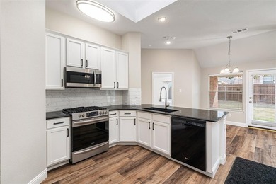 **OPEN HOUSE SATURDAY 12-2PM, MARCH 21st!**Absolutely Impeccable on Woodbridge Golf Club in Texas - for sale on GolfHomes.com, golf home, golf lot