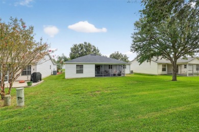 This charming 2/2 Austin Model, located in the desirable Village on The Links of Spruce Creek in Florida - for sale on GolfHomes.com, golf home, golf lot