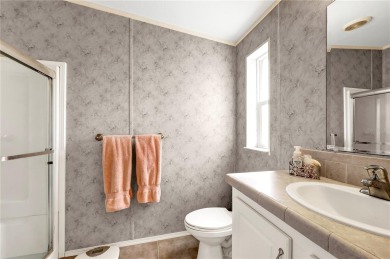 FANTASTIC PRICE REDUCTION!!!  This is a LARGE 2005 Jacobsen on Maple Leaf Golf and Country Club in Florida - for sale on GolfHomes.com, golf home, golf lot