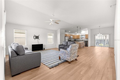 SMART LOCATION, POSIBLY THE BEST DEAL GOING IN THE VILLAGES on Glenview Championship Golf and Country Club in Florida - for sale on GolfHomes.com, golf home, golf lot