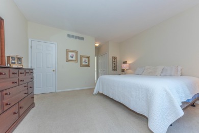 Elegant Detached Condo on Stonebridge Golf Course with Fairway on Stonebridge Golf Club in Michigan - for sale on GolfHomes.com, golf home, golf lot