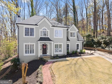 Royal Lakes Golf and Country Club Living at Its Finest! Welcome on Royal Lakes Golf and Country Club in Georgia - for sale on GolfHomes.com, golf home, golf lot