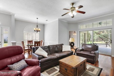Unique town home in gated Magnolia Point Golf & Country Club! on Magnolia Point Golf and Country Club in Florida - for sale on GolfHomes.com, golf home, golf lot