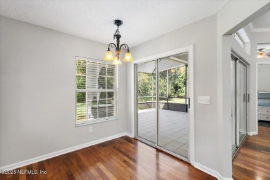 Unique town home in gated Magnolia Point Golf & Country Club! on Magnolia Point Golf and Country Club in Florida - for sale on GolfHomes.com, golf home, golf lot