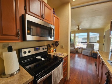 Come see this fantastic 2-bedroom, 1.5-bath home with a spacious on Viewpoint Golf Resort in Arizona - for sale on GolfHomes.com, golf home, golf lot