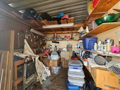 Come see this fantastic 2-bedroom, 1.5-bath home with a spacious on Viewpoint Golf Resort in Arizona - for sale on GolfHomes.com, golf home, golf lot