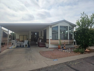 Come see this fantastic 2-bedroom, 1.5-bath home with a spacious on Viewpoint Golf Resort in Arizona - for sale on GolfHomes.com, golf home, golf lot