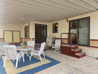 Come see this fantastic 2-bedroom, 1.5-bath home with a spacious on Viewpoint Golf Resort in Arizona - for sale on GolfHomes.com, golf home, golf lot