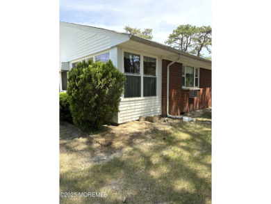 Cash Only. HOA fee includes taxes. Edgewood 1 model. Nice on Keswick Village Golf Course in New Jersey - for sale on GolfHomes.com, golf home, golf lot