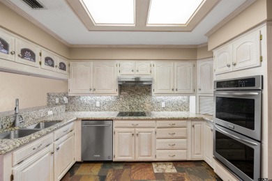 Step into this classic 4 bedroom, 2 bathroom home located in the on Hide-A-Way Lake Golf Course in Texas - for sale on GolfHomes.com, golf home, golf lot
