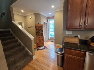 Must see this extraordinary townhouse located in the highly on Glade Springs Resort Golf Course in West Virginia - for sale on GolfHomes.com, golf home, golf lot