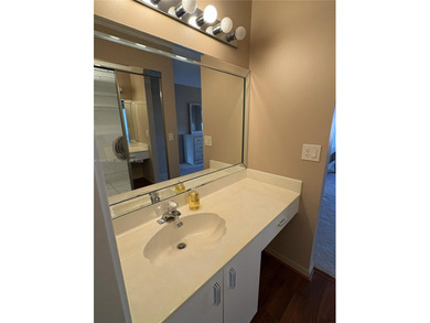 55+ Community, Move-in ready 2 bedroom + den, spacious enclosed on Sunrise Lakes Phase III in Florida - for sale on GolfHomes.com, golf home, golf lot