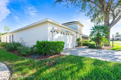 NEW ROOF WILL BE INSTALLED BEFORE CLOSING!! Walk into this 3 bed on Heritage Pines Country Club in Florida - for sale on GolfHomes.com, golf home, golf lot