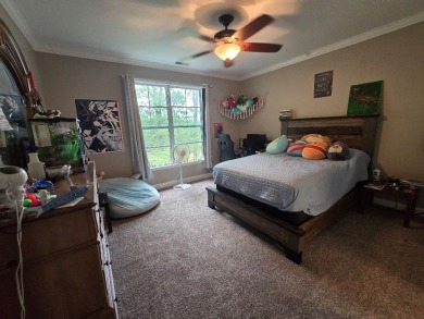 Must see this extraordinary townhouse located in the highly on Glade Springs Resort Golf Course in West Virginia - for sale on GolfHomes.com, golf home, golf lot
