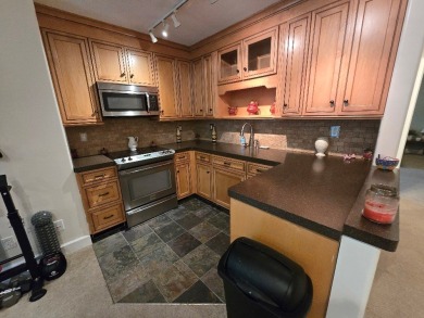 Must see this extraordinary townhouse located in the highly on Glade Springs Resort Golf Course in West Virginia - for sale on GolfHomes.com, golf home, golf lot