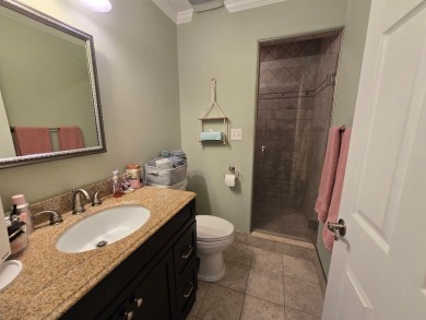 Must see this extraordinary townhouse located in the highly on Glade Springs Resort Golf Course in West Virginia - for sale on GolfHomes.com, golf home, golf lot