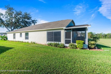 NEW ROOF WILL BE INSTALLED BEFORE CLOSING!! Walk into this 3 bed on Heritage Pines Country Club in Florida - for sale on GolfHomes.com, golf home, golf lot