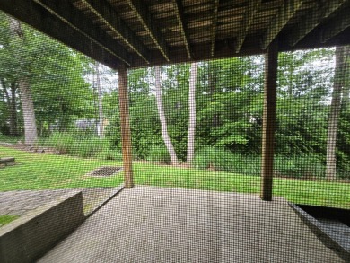 Must see this extraordinary townhouse located in the highly on Glade Springs Resort Golf Course in West Virginia - for sale on GolfHomes.com, golf home, golf lot