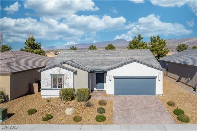 Stunning single-story Marigold floorplan located on the golf on Mountain Falls Golf Course in Nevada - for sale on GolfHomes.com, golf home, golf lot