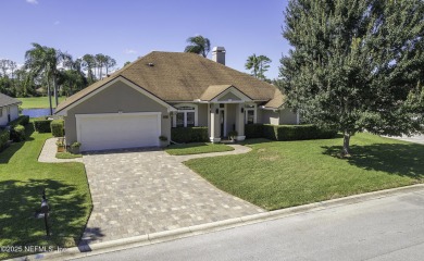 'This meticulously maintained home will Knock Your Socks Off! on Windsor Parke Golf Club in Florida - for sale on GolfHomes.com, golf home, golf lot
