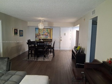 You will be the envy of your family/friends when they visit you on Pembroke Lakes Golf Club in Florida - for sale on GolfHomes.com, golf home, golf lot