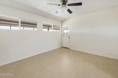 Well maintained 2 bed, 1 bath home in a sought after adult on Sun City Country Club in Arizona - for sale on GolfHomes.com, golf home, golf lot