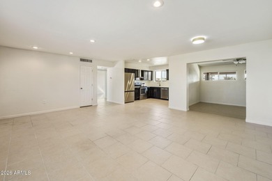 Well maintained 2 bed, 1 bath home in a sought after adult on Sun City Country Club in Arizona - for sale on GolfHomes.com, golf home, golf lot