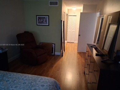 You will be the envy of your family/friends when they visit you on Pembroke Lakes Golf Club in Florida - for sale on GolfHomes.com, golf home, golf lot