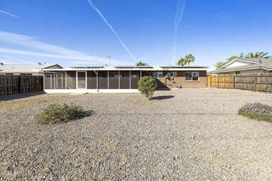 Well maintained 2 bed, 1 bath home in a sought after adult on Sun City Country Club in Arizona - for sale on GolfHomes.com, golf home, golf lot