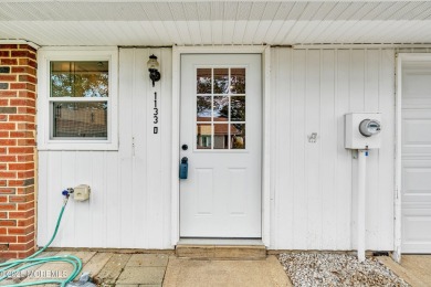ENTER INTO THIS BEAUTIFUL UPDATED BARONET MODEL. NEW KITCHEN on Leisure Village East in New Jersey - for sale on GolfHomes.com, golf home, golf lot