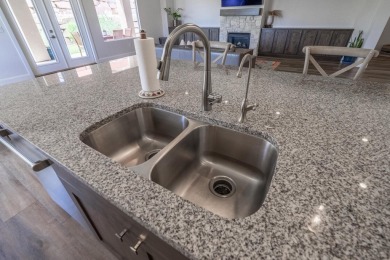 Well-Maintained 3-Bedroom Home in Popular Cascada at Divario

 on Sunbrook Golf Course in Utah - for sale on GolfHomes.com, golf home, golf lot