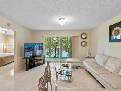 Impeccably maintained 2 bedroom / 2 bathroom, 1200+ Sq Ft unit on Flamingo Lakes Country Club in Florida - for sale on GolfHomes.com, golf home, golf lot